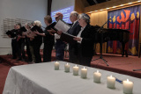 Congregation Beth El choir Shir El sings at the conclusion of Who Will Remain, an observance of Yom HaShoah, Holocaust Memorial Day, at the Sudbury synagogue, April 13, 2026.